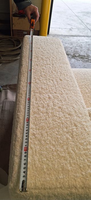 Чисто Нов Луксозен Триместен диван - високо качество