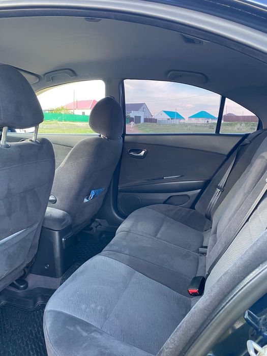Nissan primera p12