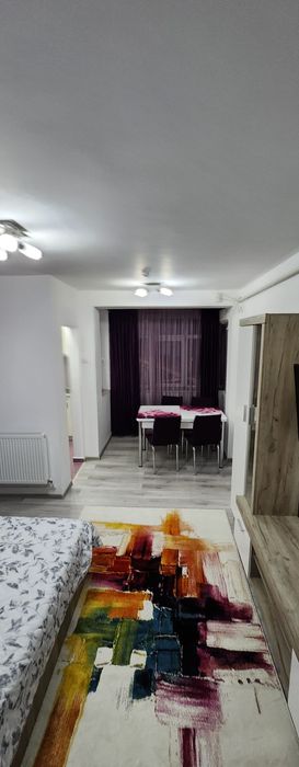 Inchiriez garsoniera