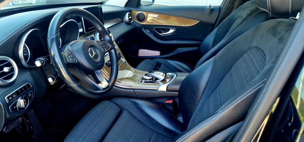 Mercedes C220 cdi-170CP/ Model Avantgarde / Impecabil