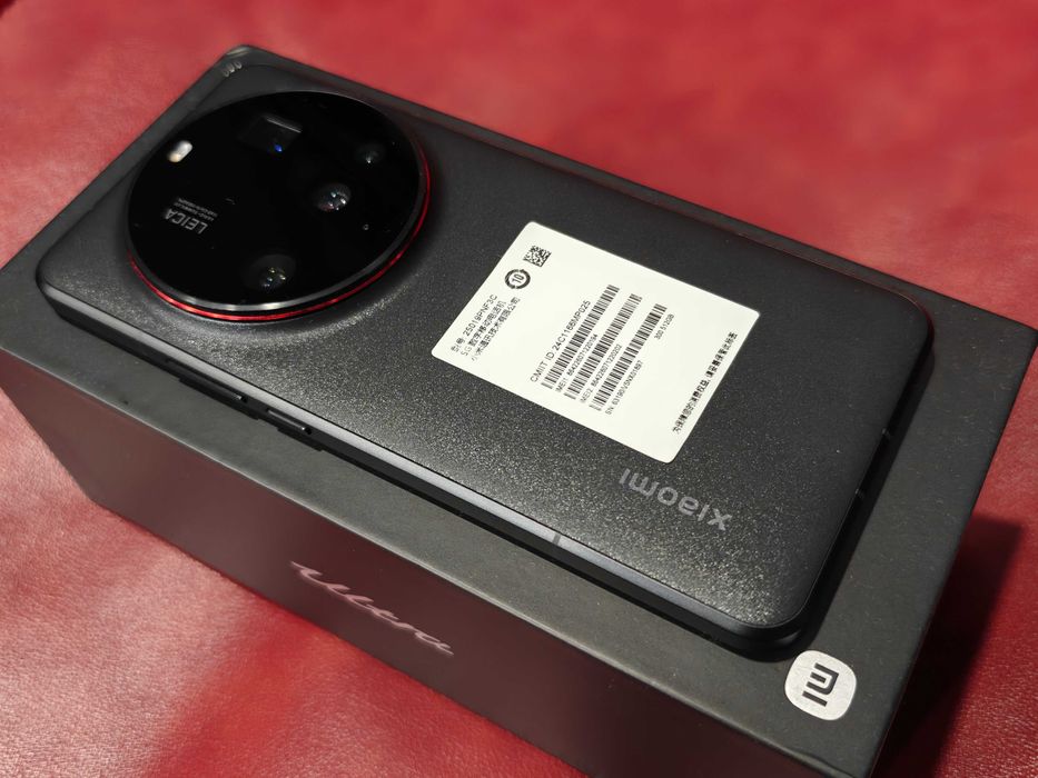 Нов Xiaomi 15 Ultra 16/1024 черно/бял