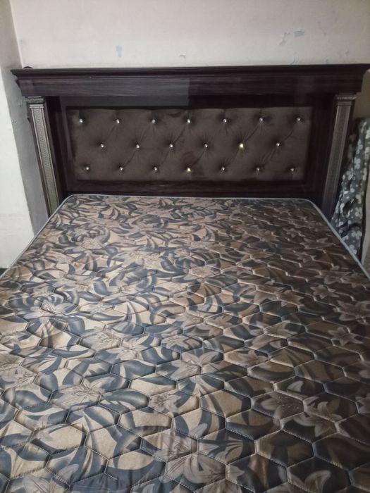 Spalniy mebel sotiladi xolati yangi