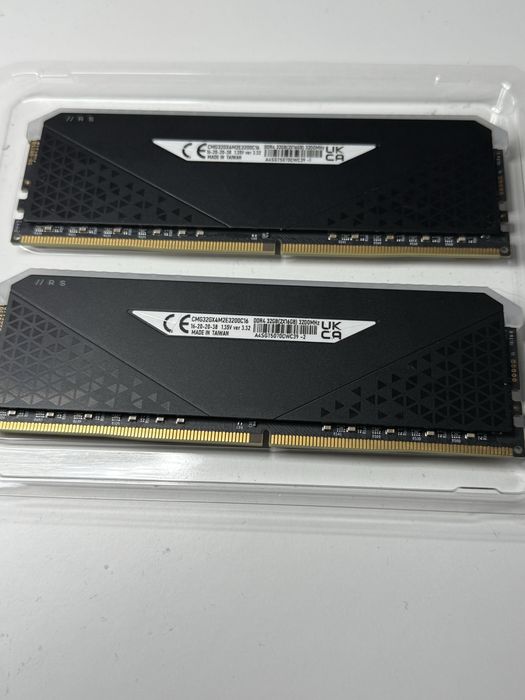 Corsair Ram 32 gb DDr4 (vandut)