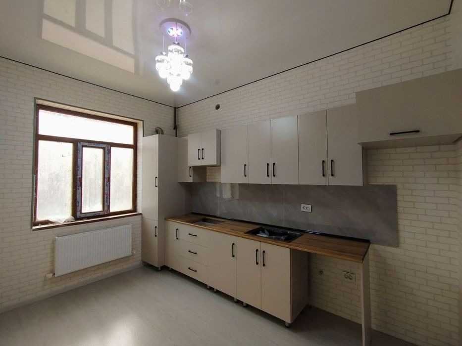 Продаётся 2х комн квартира на 1 этаже Ор-р ХБК Больница