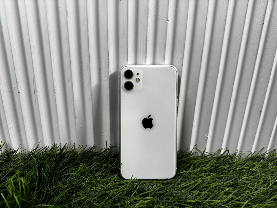 телефон Iphone 11 64 gb