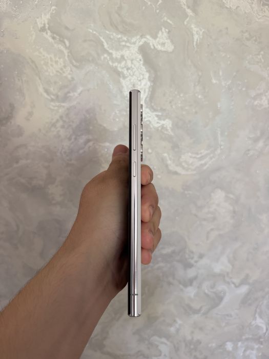 Самсунг С22 Ултра Samsung S22Ultra