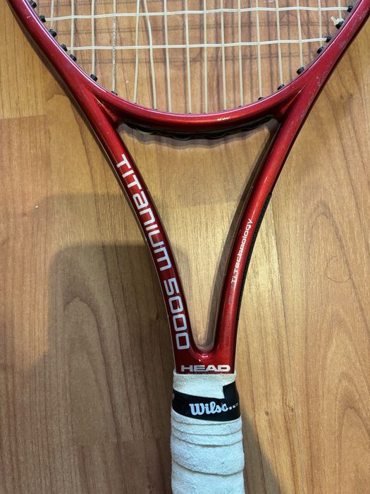 Vând două rachete Head Titanium 5000