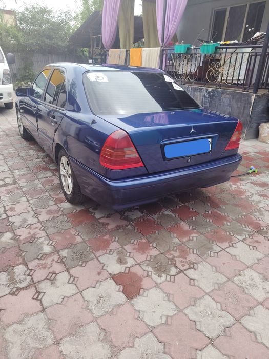 Продам Мерседес С 180