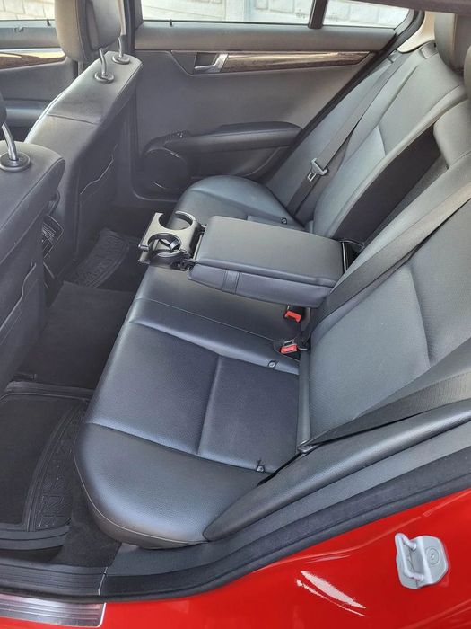 interior piele/volan/rulou porbagaj mercedes c-class w204