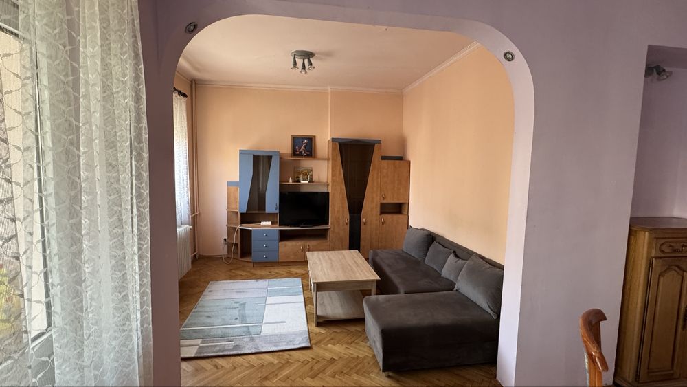 Дава се под наем Тристаен апартамент в София, Медицинска академия - 100 кв.м за 800 € - Снимка #2