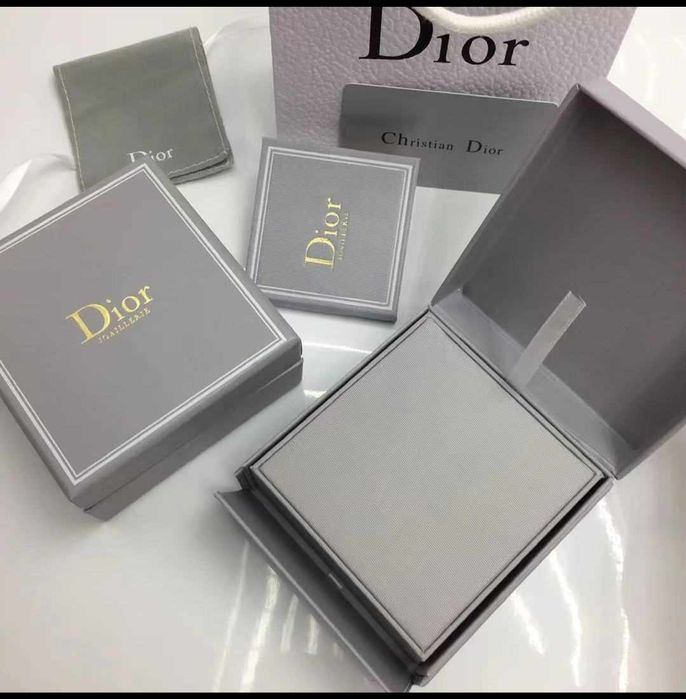 Упаковка для украшение