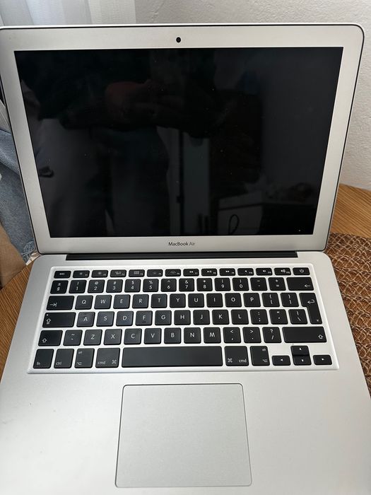 MacBook 13 Air лаптоп