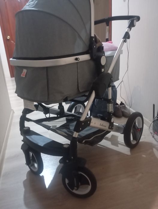 Продам детскую коляску