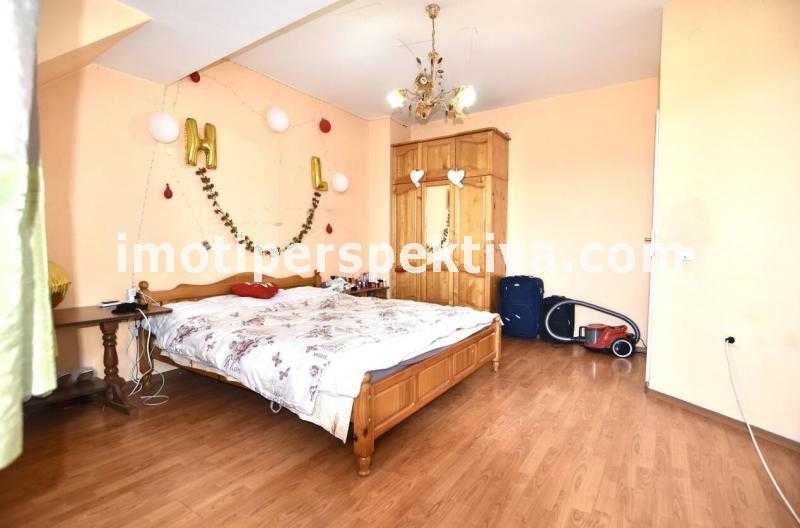 Продава се Двустаен апартамент в Пловдив, Център - 80 кв.м за 1788 €/кв.м - Снимка #2