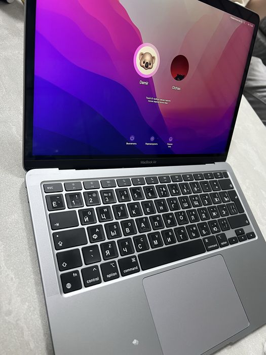Продам MacBook на запчасти