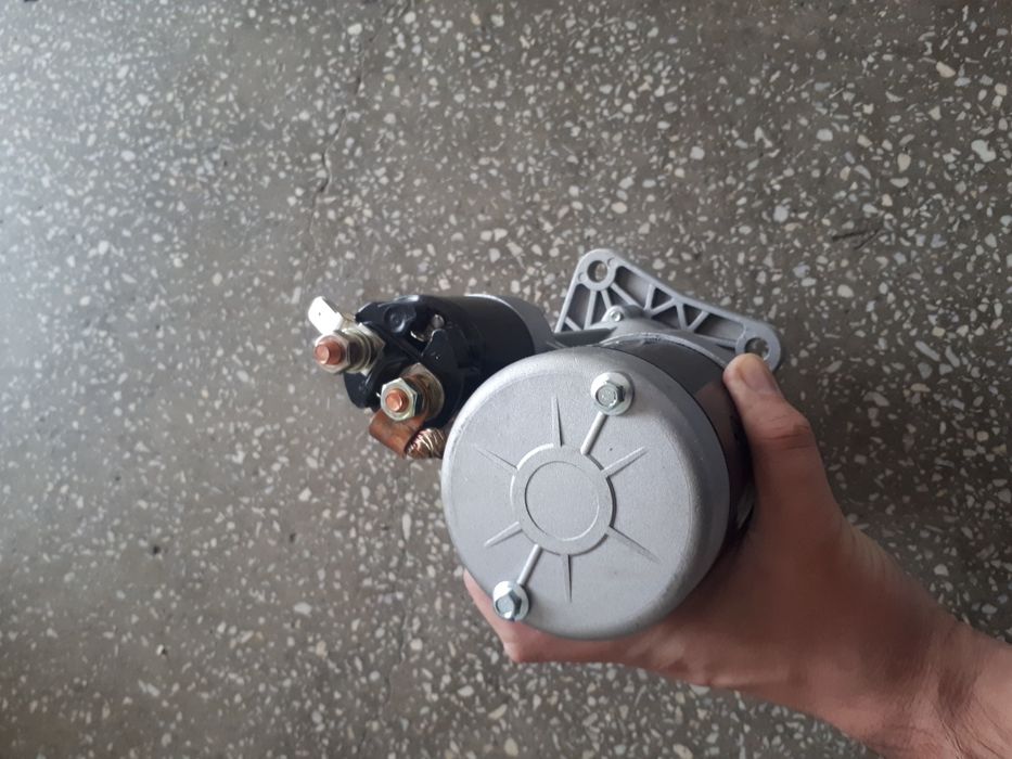 Electromotor nou cu reductor buldo excavator JCB 2CX 3CX 4CX