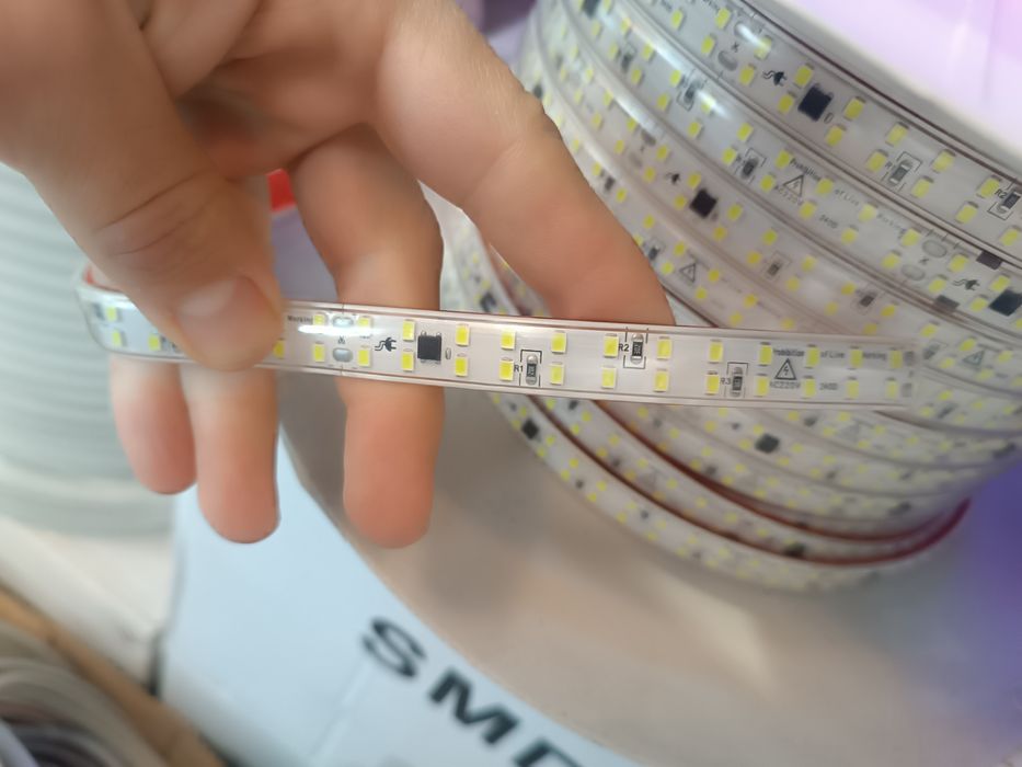 Лента лед неон самоклеюший диод светодиод 12 волт RGB led  подсветка