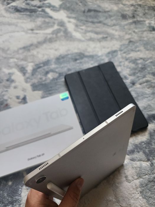 galaxy tab s9  12/256GB