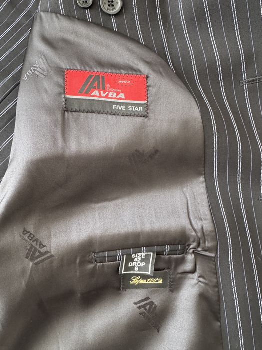 Мужской новый костюм