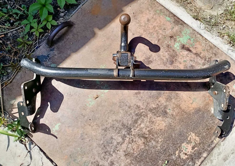 Неизползван оригинален теглич за Ситроен С4 Еъркрос