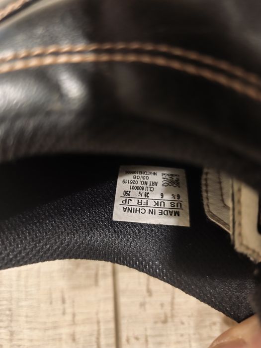 Adidas Nr 39 ⅓ ghete fotbal crampoane