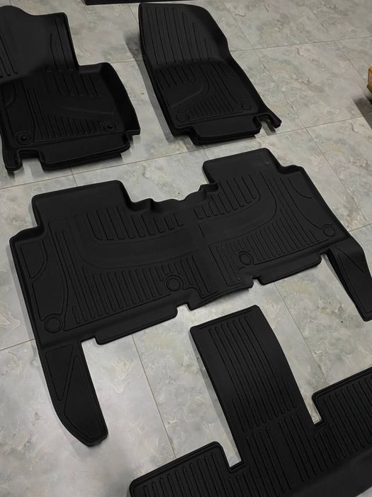 Leapmotor C-16 POLIK