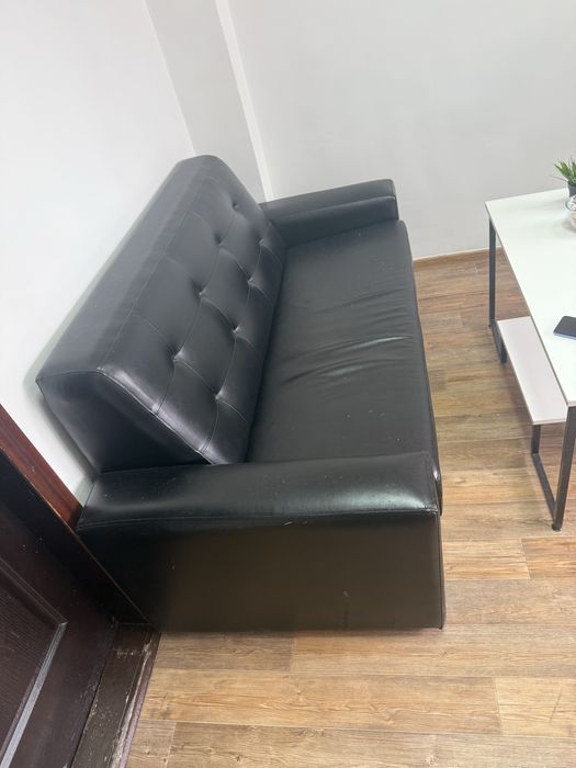 Офисная мебель стул и стол