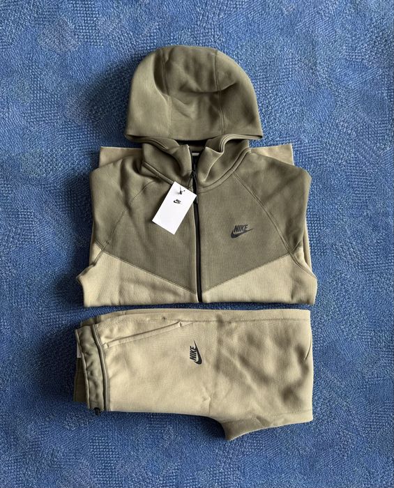 Nike Tech Fleece ОРИГИНАЛЕН мъжки екип/горнище и долнище - S