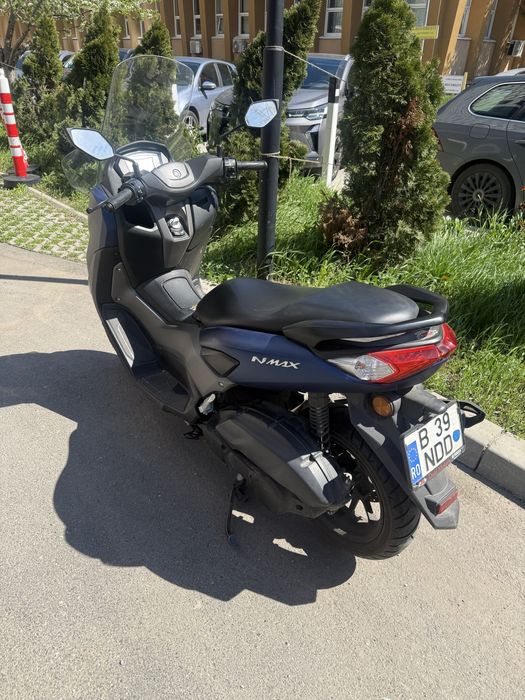 Yamaha NMax 125 + protectie picioare + casca M