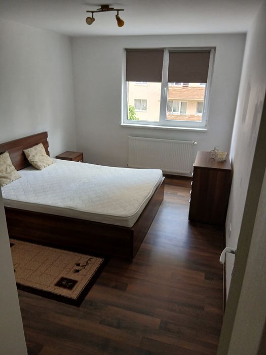 Apartament de închiriat