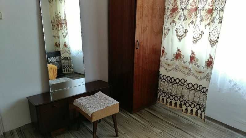 Дава се под наем Двустаен апартамент в Бургас, Славейков - 65 кв.м за 135 € - Снимка #2