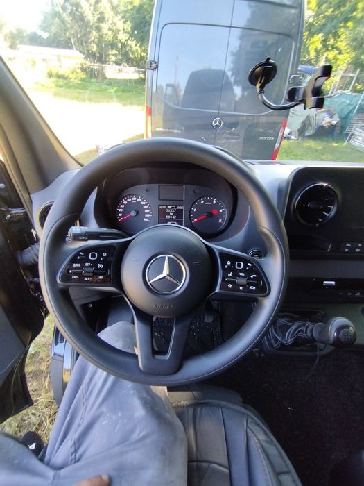 Mercedes sprinter L2H2 2023