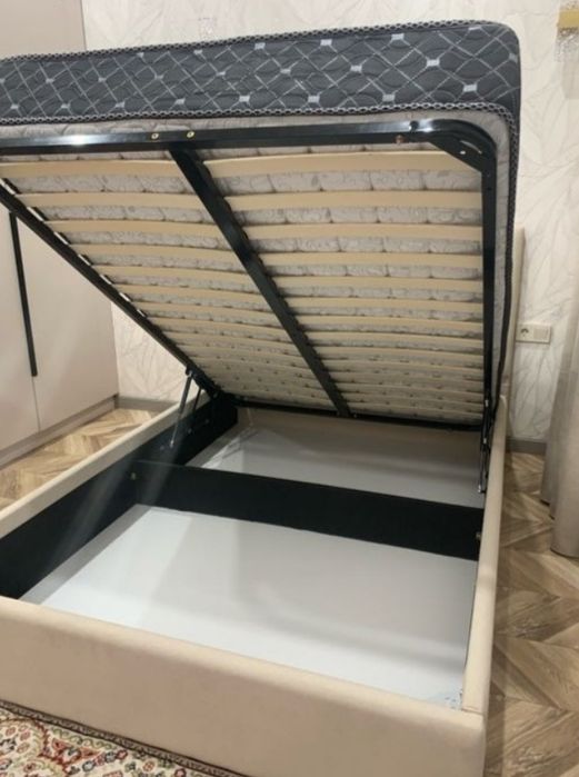 Кровать полуторка продам срочно