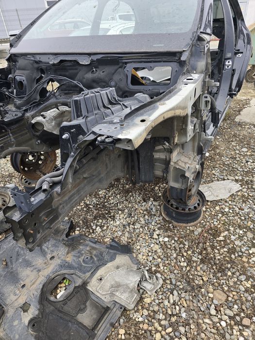 Lonjeron, aripa spate, Mercedes w213 facelift