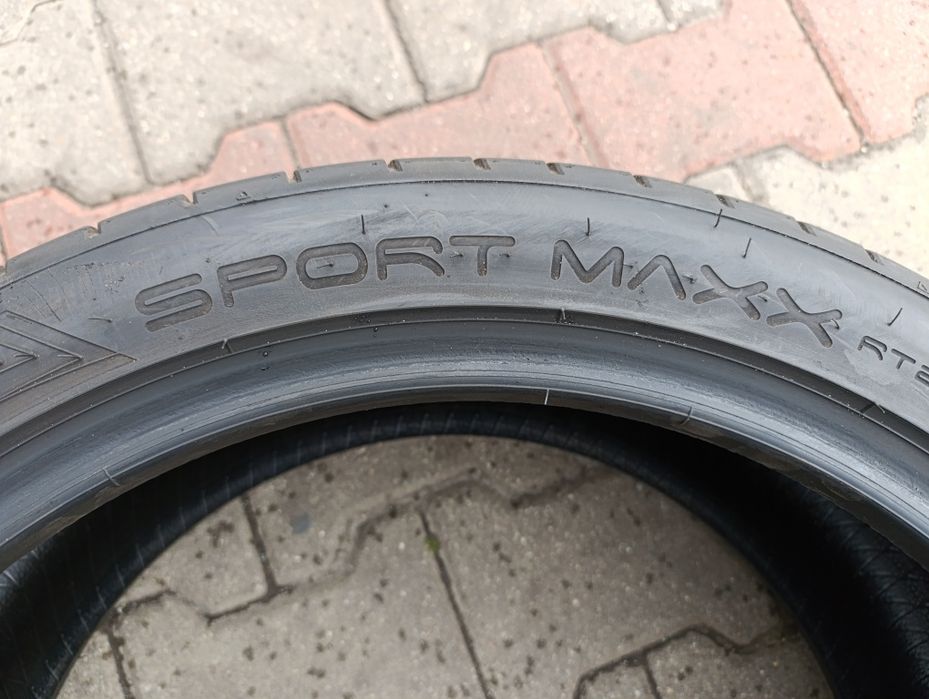 Anvelope de vara 225 45 19 Dunlop Runflat RT2 dot 2020