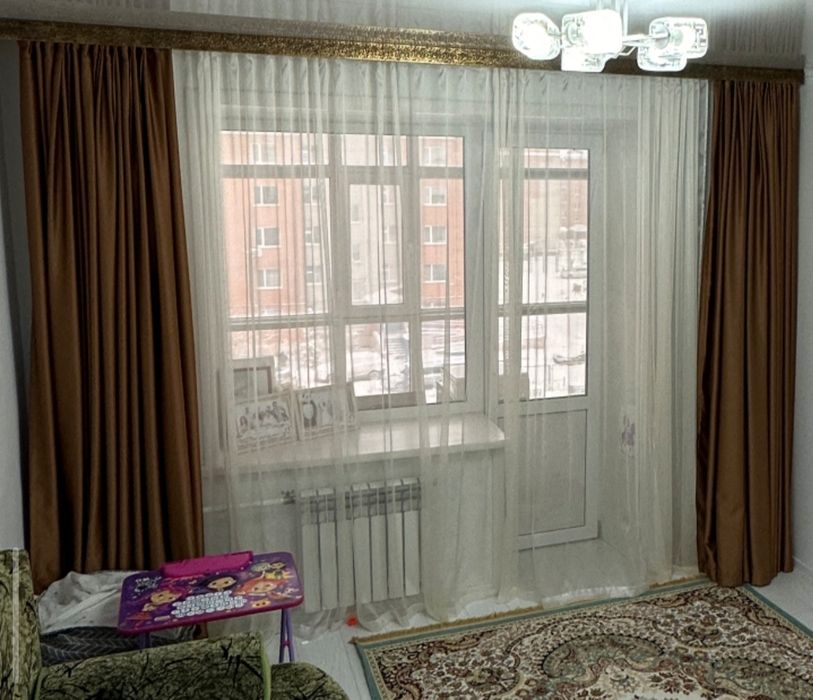 Продам коричневый шторы
