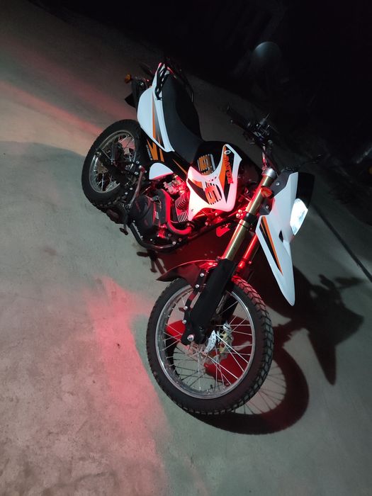 Продам мотоцикл новый