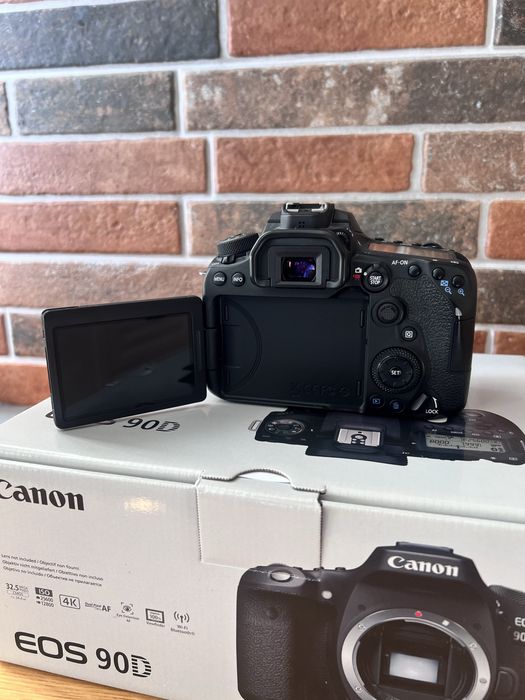 Canon EOS 90D Body