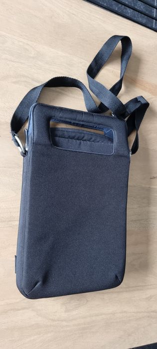 Geanta și custodie tableta