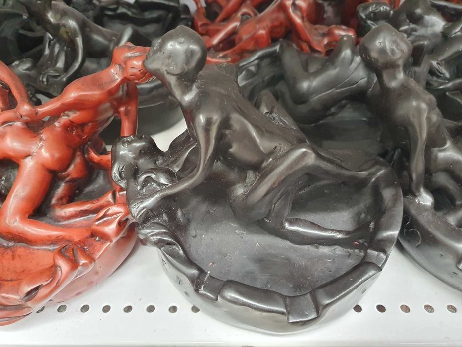 Scrumiera cu pozitii de sex Kama Sutra | Decoratie perfecta