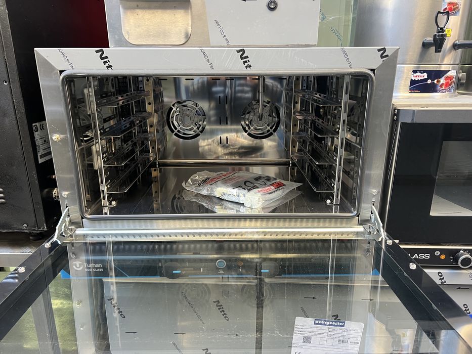 Конвектомат Чисто нов  два модела