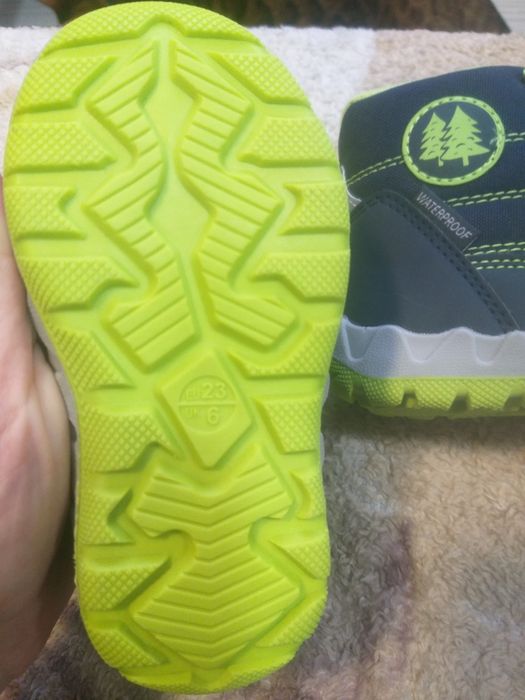 Зимние ботинки детские