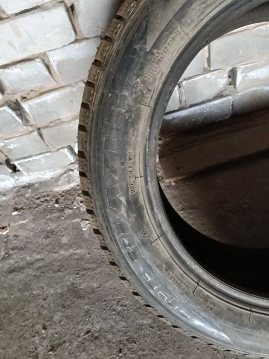 Продам шины зимние