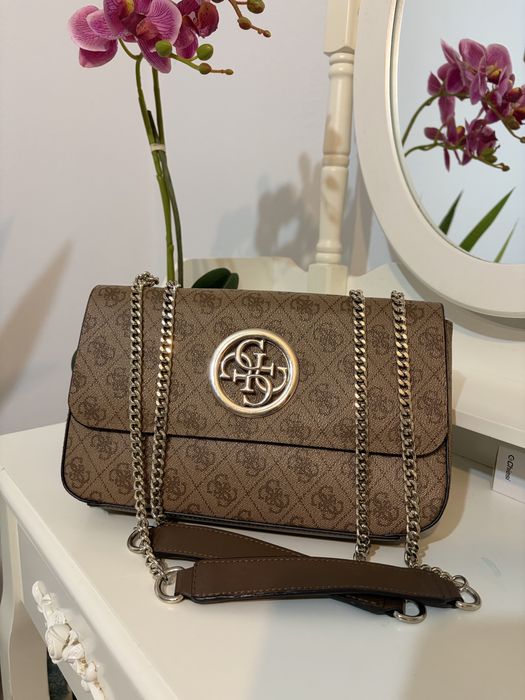 Geanta guess ca noua