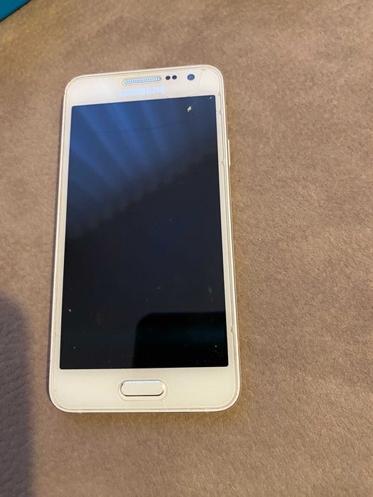 Samsung Galaxy A3  и Xiaomi Mi Smart Band 5