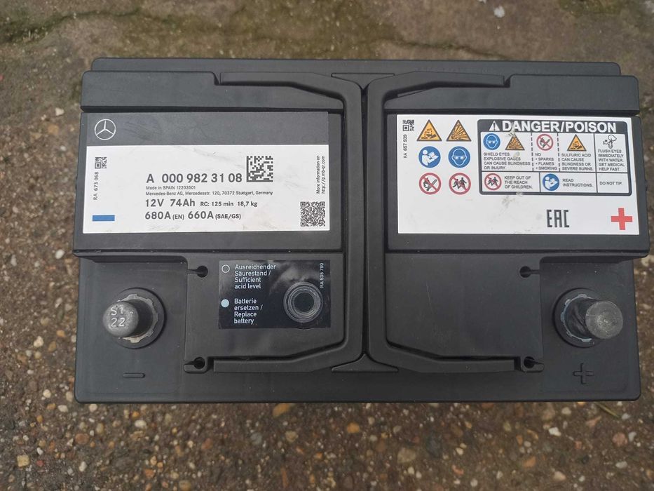 Baterie auto Varta Mercedes Benz 12V 74Ah 680 A an 2022