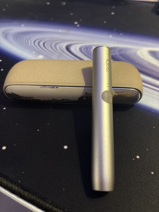 iqos iluma cu pen  utilizat in jur de 9 luni