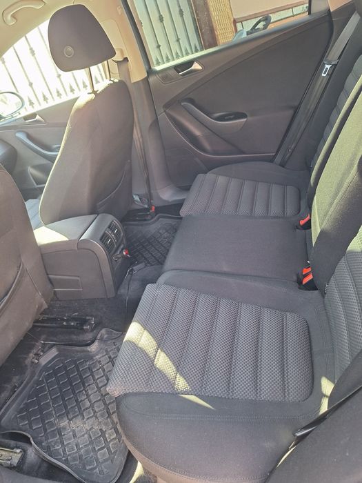 Vând Volkswagen Pasat 2010  diesel 140 cai