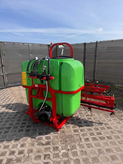 Опрыскиватель навесной 400, 600, 800л аналог Lisicki Польша