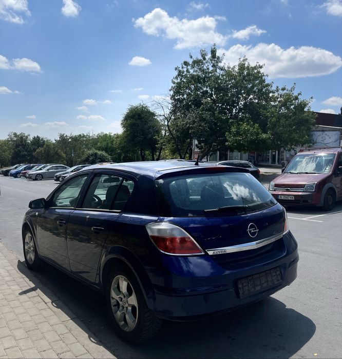 Opel Astra H Фар Стоп Броня Капак Калник Турбо Скорости Дюзи Компресор